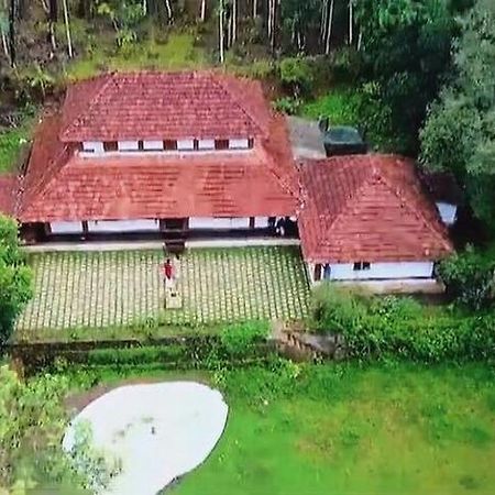 Palkadavu Warium Villa Манантавади Екстер'єр фото