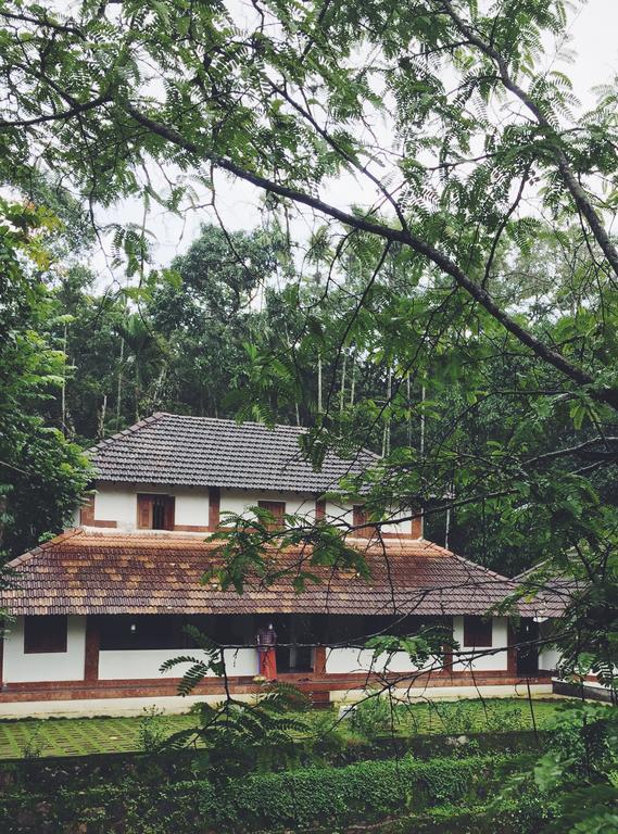 Palkadavu Warium Villa Манантавади Екстер'єр фото
